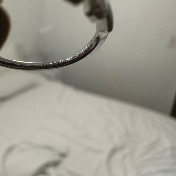 Tiffany T Wire Ring 18K White Gold - Picture 7 of 7